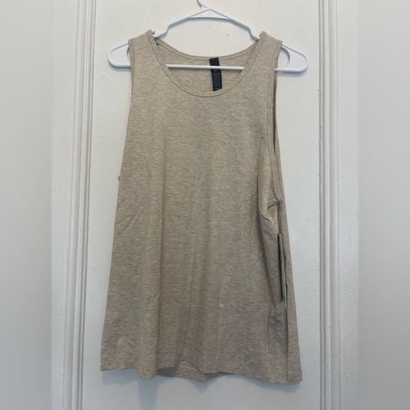 Lululemon Fundamental Tank Size Small Natural Ivory - Picture 1 of 4